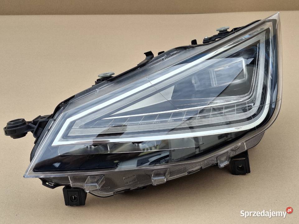 SEAT IBIZA V 6F1 LIFT ARONA REFLEKTOR LEWY FULL Bieleń