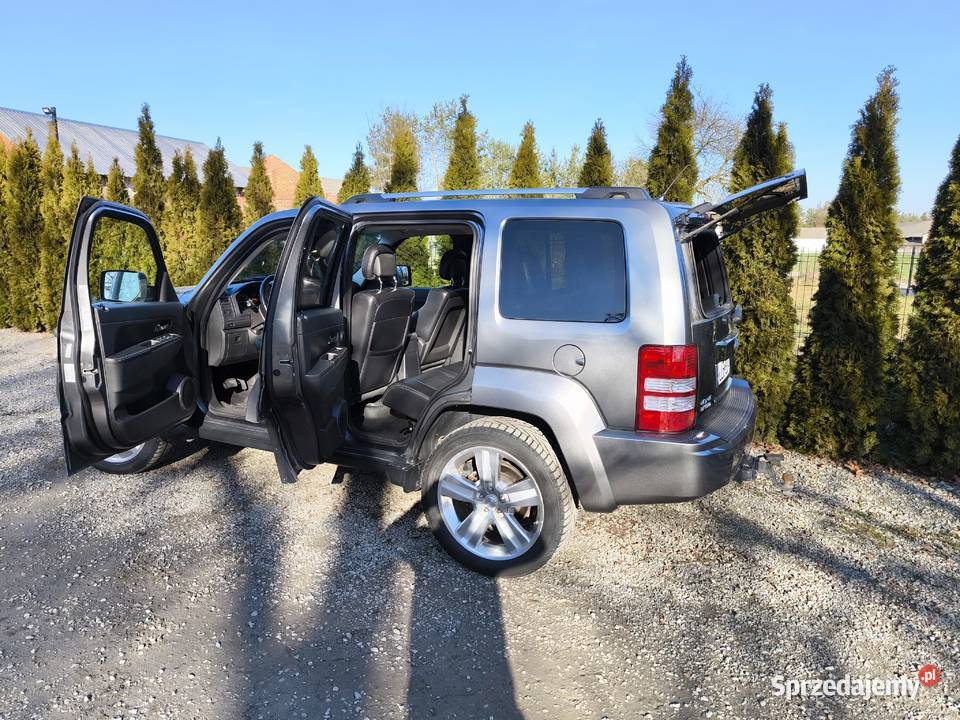 Jeep liberty ładny stan Nowy gaz Lubartów