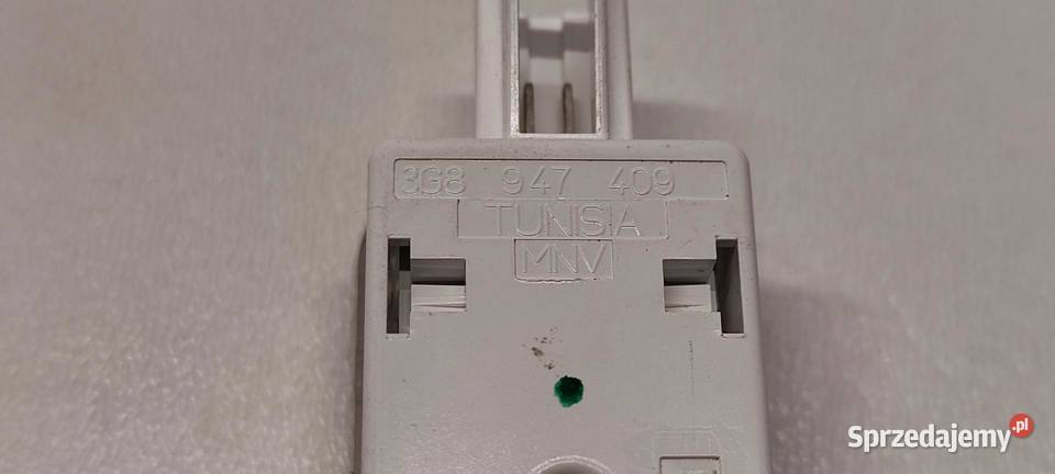 VW TAYRON LAMPKA KABINY 3G8947409 KTL sprzedam