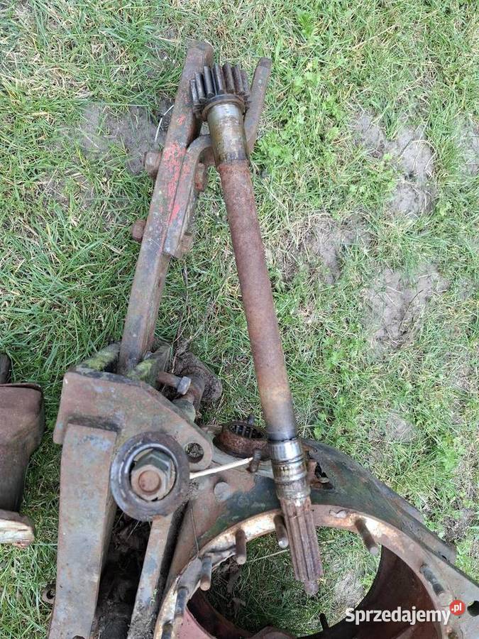 WAŁEK WYJŚCIOWY PRZEKŁADNI
WOM IMT 560 Działyń