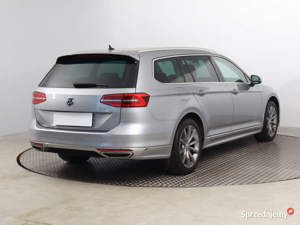 VW Passat 18 TSI relingi dachowe Bielany Wrocławskie