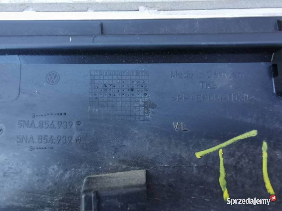 Listwa drzwi boczna przód lewa vw Tiguan 2 II Sieraków