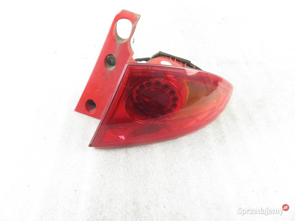 LAMPA PRAWA TYLNA SEAT LEON II 1P1 Lampy tylne sprzedam