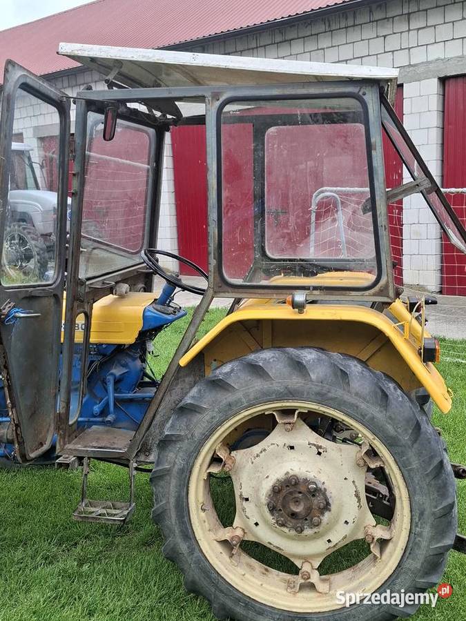 KABINA DO URSUSA C330 KUNÓW drzwi na dwie strony Pińczów