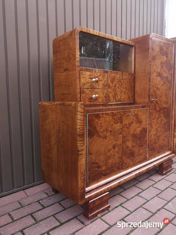 Mam na sprzedaż piękną witrynę artdeco orzech Swarzędz