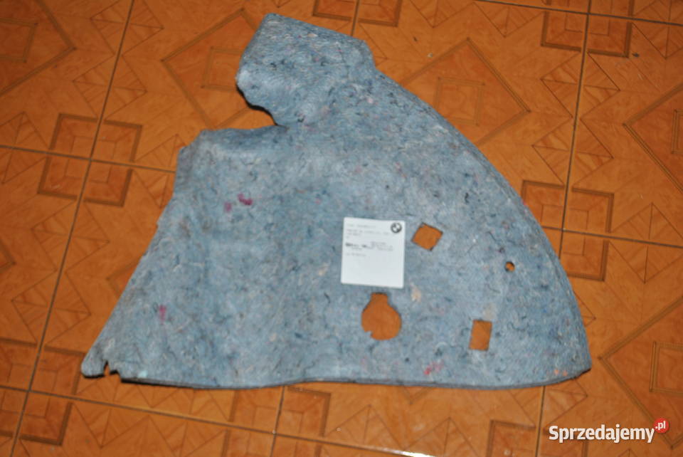 Izolacja dźwiękowa bagażnika lewa strona BMW E60 Karoseria Poręba