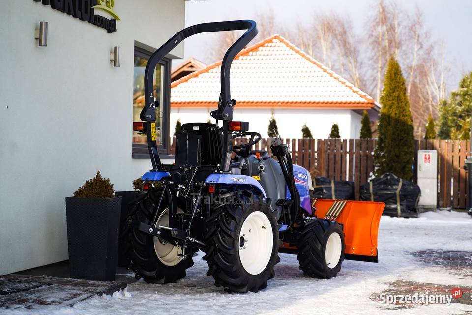 Iseki TM 3187 A MEC 4x4 17 pług do odśnieżania Ciągniki