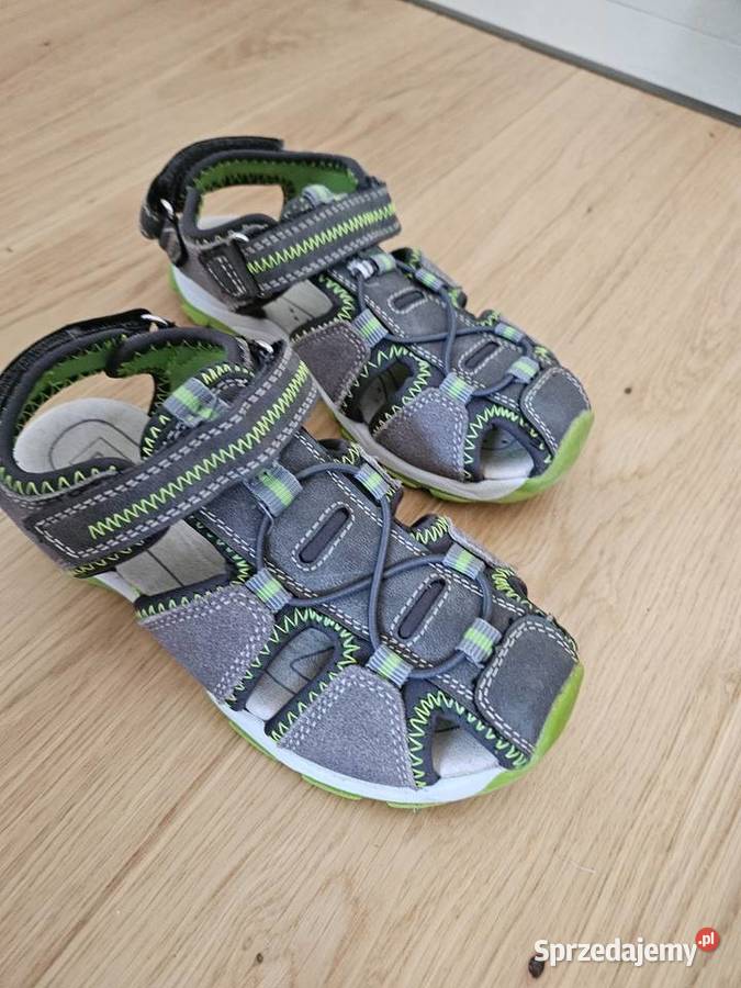 Sandaly rozmiar 32 sprzedam