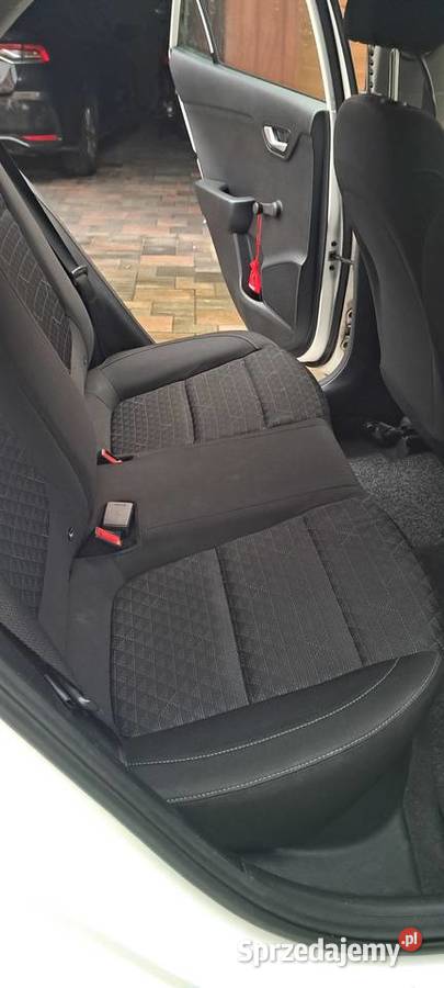 Sprzedam Kia Rio 12 benzyna zadbany prywatna bez