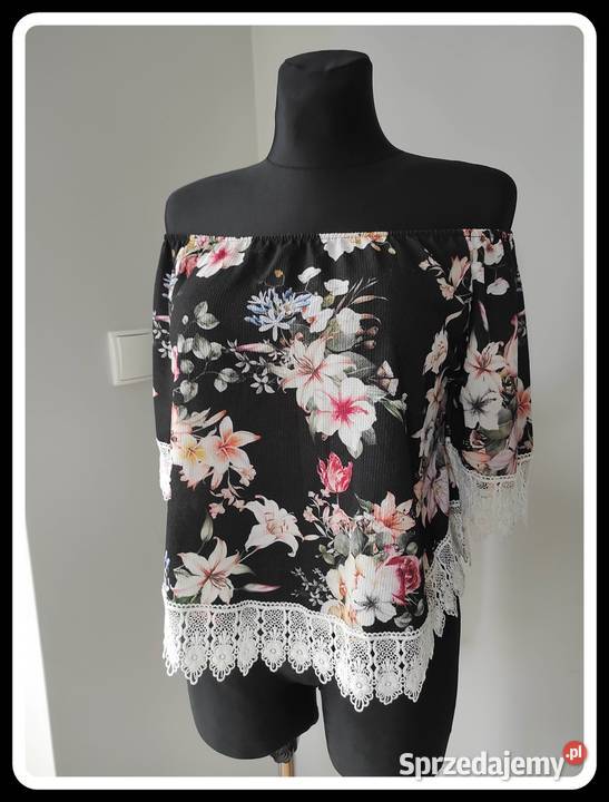 Crop top bluzka z koronką hiszpanka 42 XL kwiaty Płock