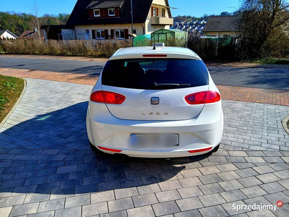SEAT LEON 6Biegów Tempomat PodgrzewaneFotele 122KM Katowice