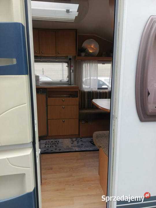 przyczepy kempingowe Chateau Cristall Moorea 530