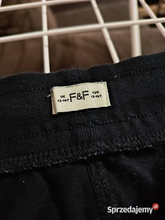 Krótkie Czarne Spodenki na WF Chłopięce Sportowe Suwałki