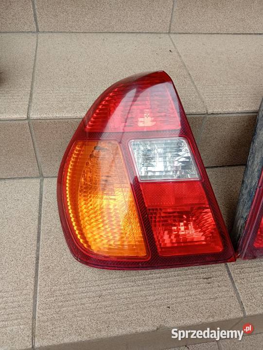 Renault Thalia Lampa Tylna Lewa Prawa Tył Lewy osobowe Liniewo