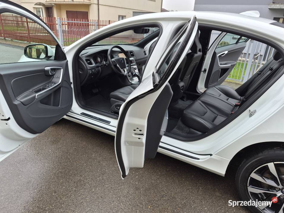 Volvo S60 20 d4 190Automatładny stan podgrzewane fotele Ostrowiec Świętokrzyski