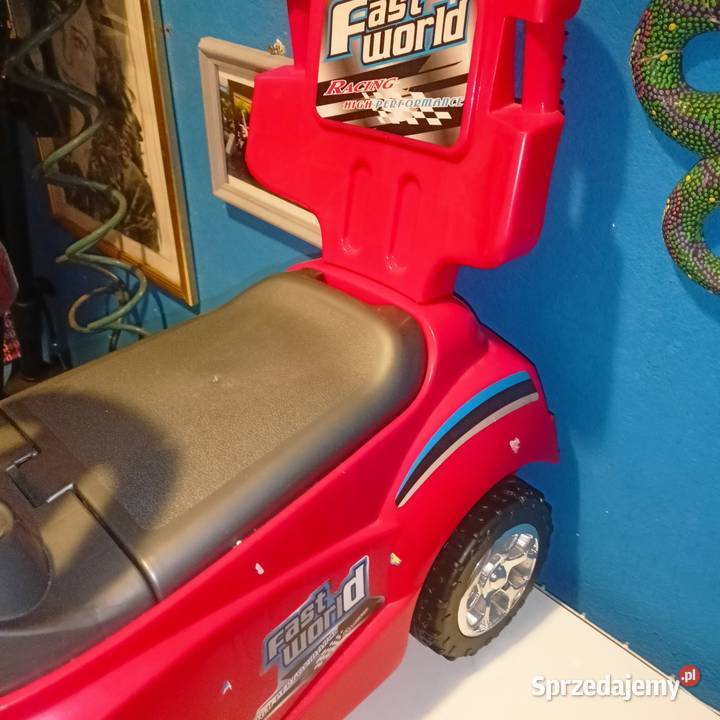 FOTEL DZIECKA DO POKOJU DZIECIĘCEGO autko podkarpackie Ropczyce