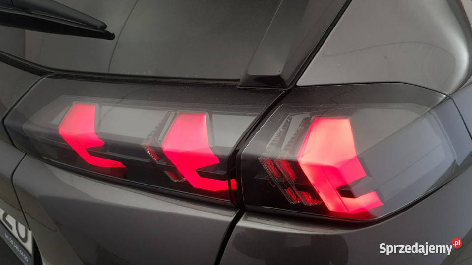 Peugeot 2008 12 PureTech Allure Pack SS EAT8 Z aluminiowe felgi Warszawa