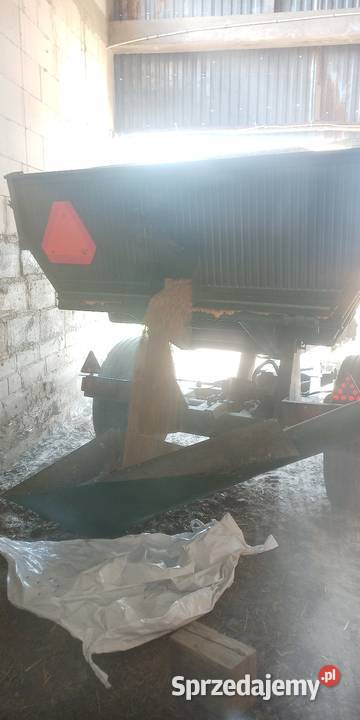 Przyczepa Zremb koliba Wywrotka Cyców