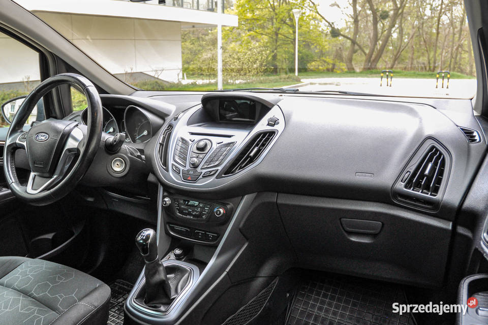 Ford B Bezwypadkowy 2015 r nieuszkodzony Wrocław