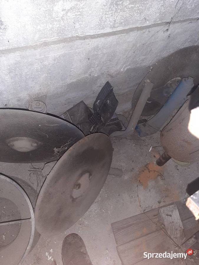 Pług 3 skibowy fiskars