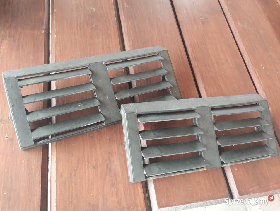 Osłony wlotów powietrza klapy Fiat 126p Kraków