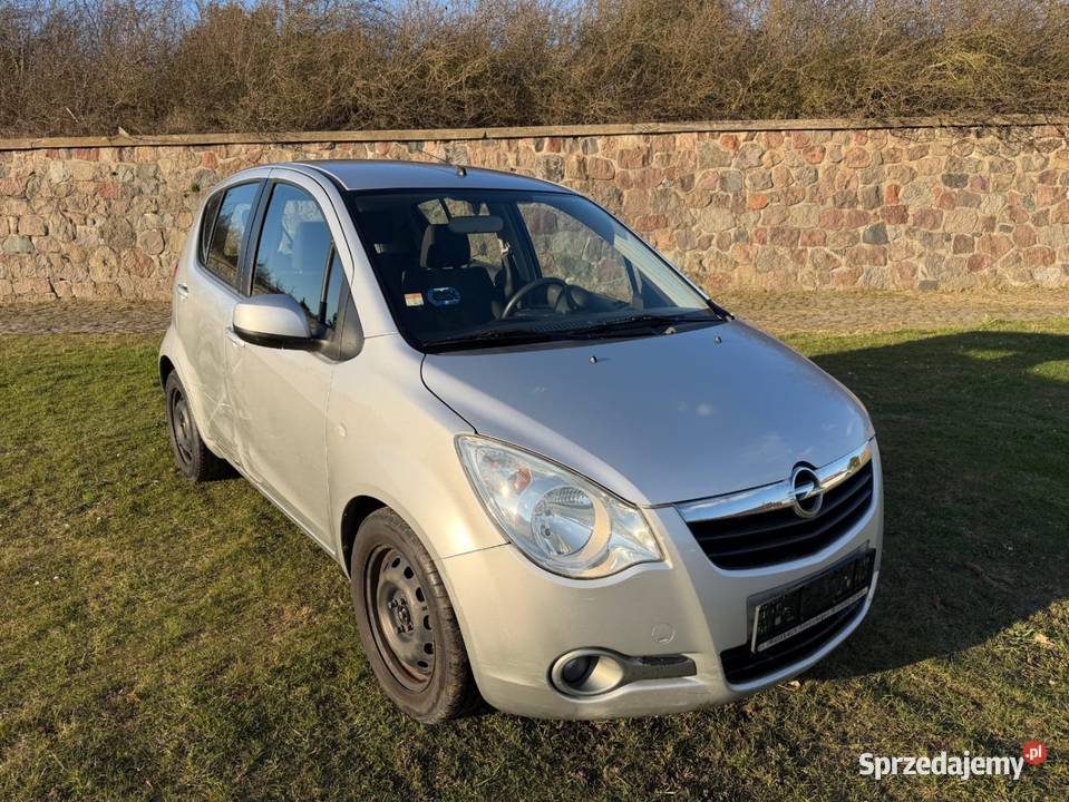 Sprzedam Opla Agile w automacie benzyna gniazdo USB Agila Gniezno