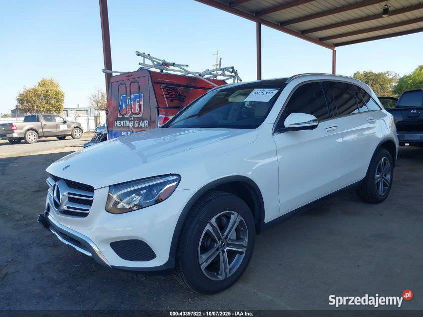 2018 MERCEDESBENZ GLC 300 4MATIC mazowieckie Kobyłka sprzedam