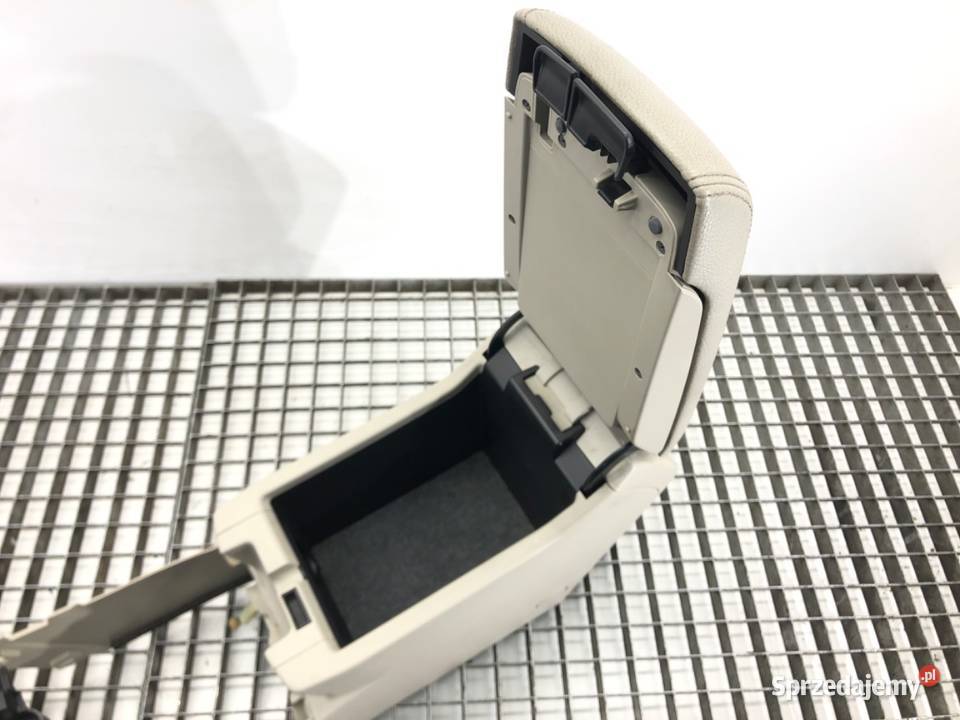 PODŁOKIETNIK SUBARU LEGACY V Hatchback osobowe podkarpackie