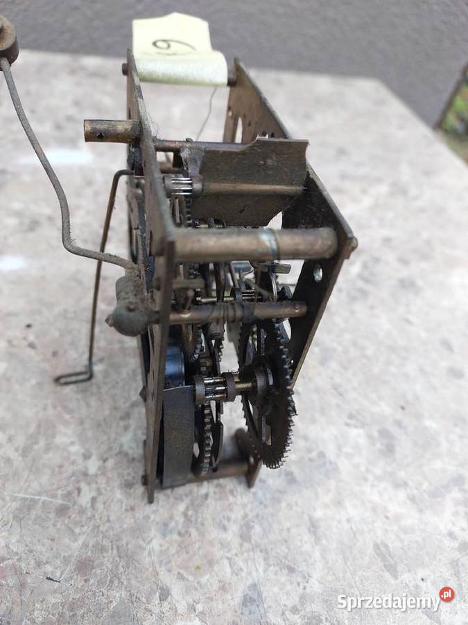 674 Mechanizm starego zegara ściennego Junghans Tczew