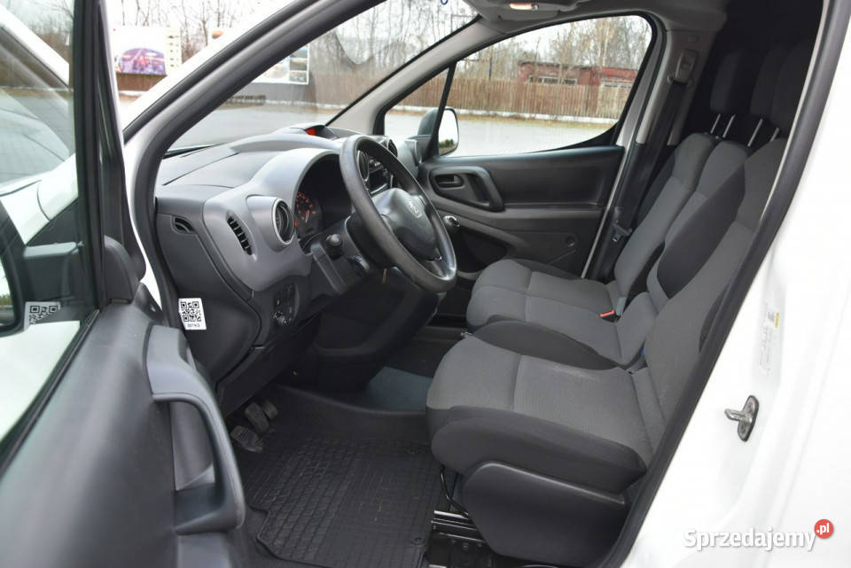 Peugeot Partner 16HDi 99 2018r Salon Klima 3os Kampinos