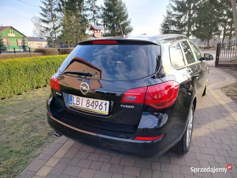 Opel Astra J benzyna Strusy