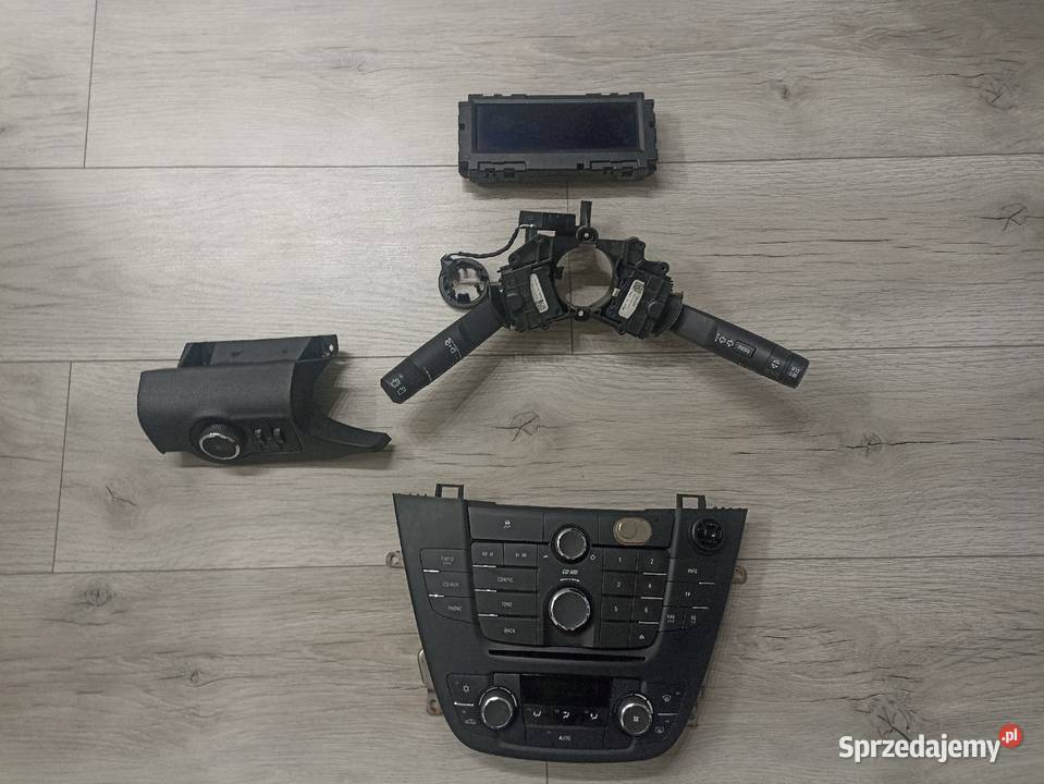 Opel Insignia Radio wyświetlacz przełączniki Piła