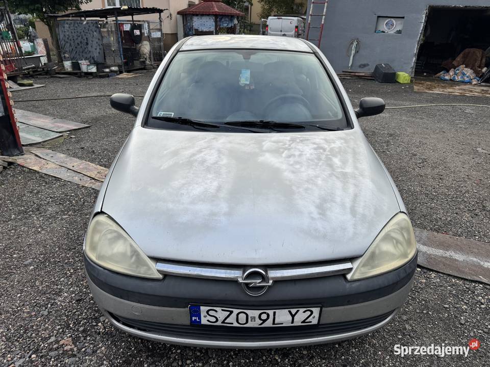 Opel Corsa C bez rdzy z hakiem