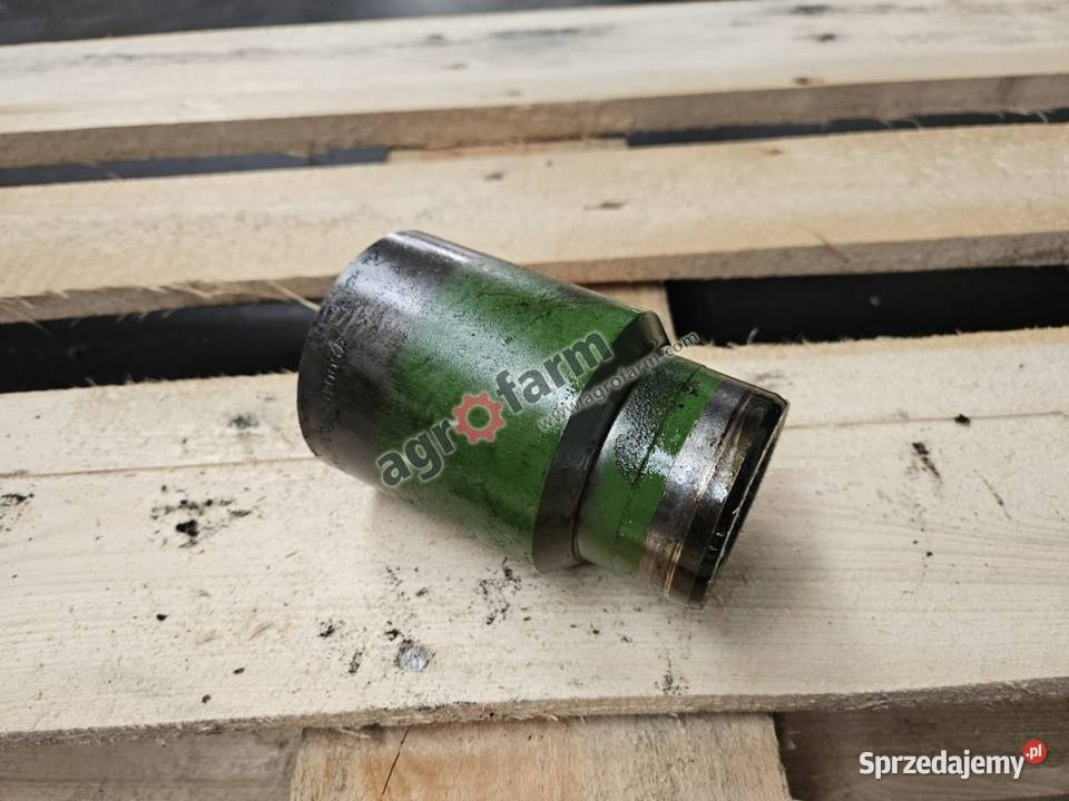 Tuleja FWD John Deere 6320 6420 Byków
