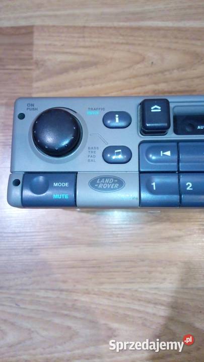 Stary oryginalny radioodtwarzacz do samochodu Dobieszowice