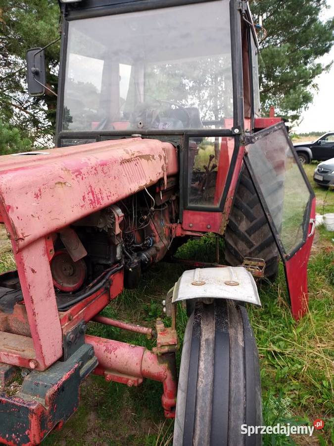 Case International 844 S na części