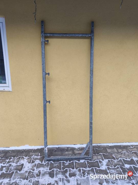 Rusztowania elewacyjne