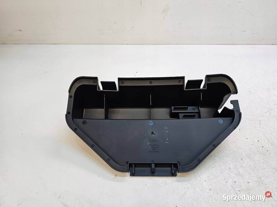 OSŁONA KLAPY BAGAŻNIKA AUDI A4 B9 8W5827569