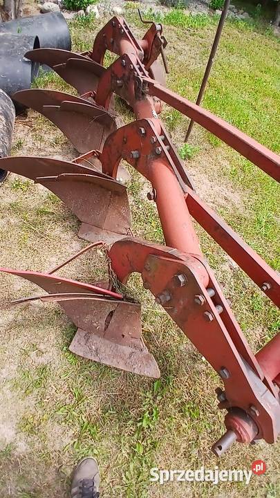 Pług 4 skibowy zagonowy Sidra