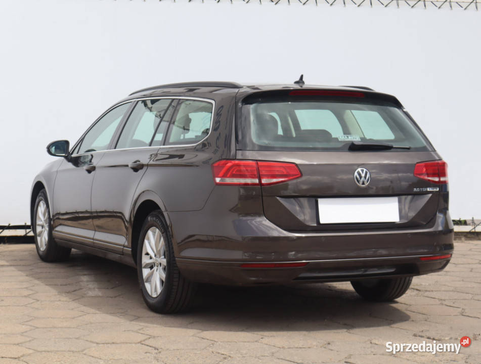 VW Passat 20 TDI relingi dachowe