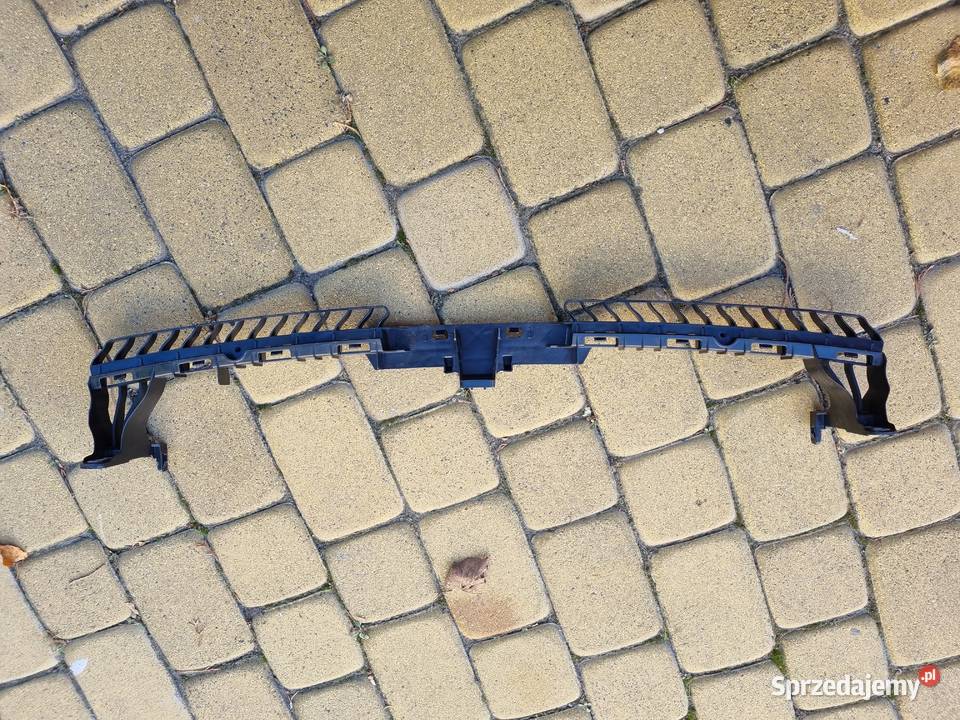 Ślizg mocowanie wspornik zderzaka VW GOLF VII Złoczew sprzedam