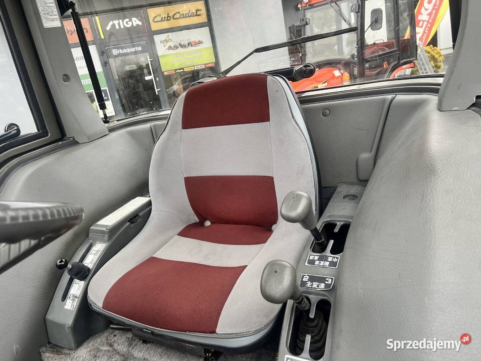 Traktor japoński ISEKI GEAS 31 kabina klima 31 Ciągniki Rolnictwo Kobiele Wielkie