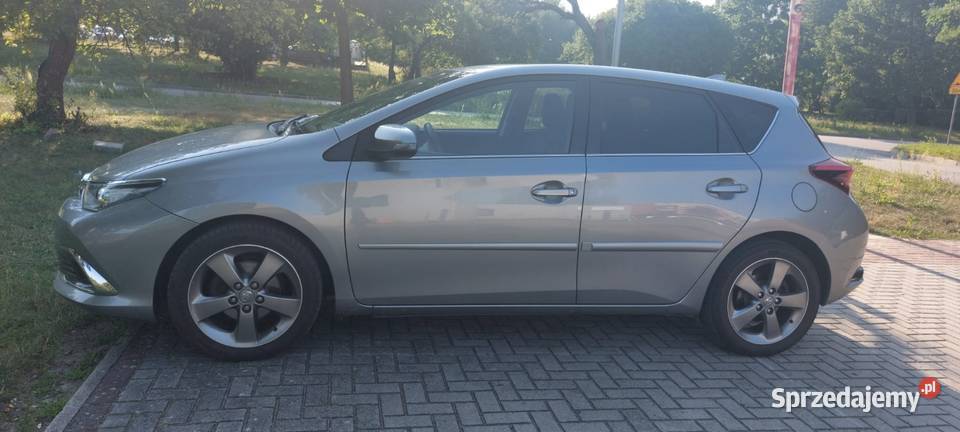 Auris2015 12 turbo S mazowieckie Radom