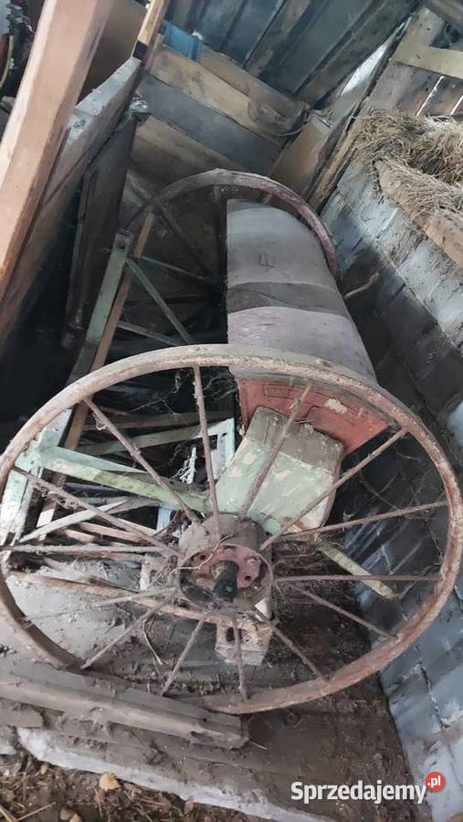 siewnik konny Niżatyce sprzedam