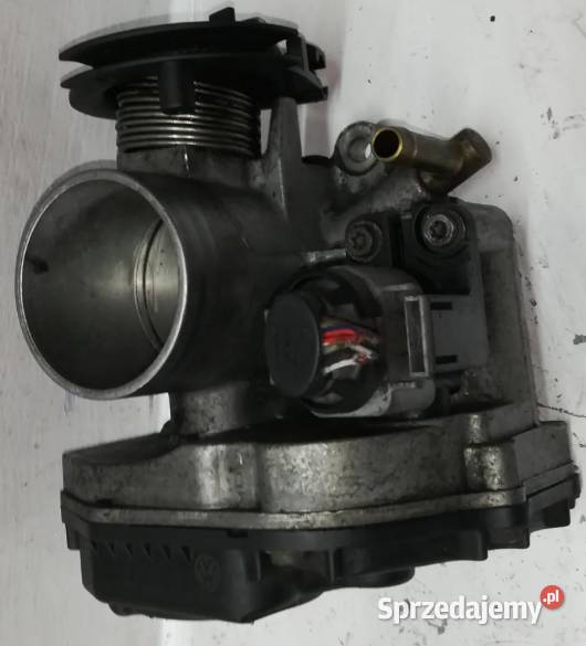 Przepustnica VW 14 B 030133064D