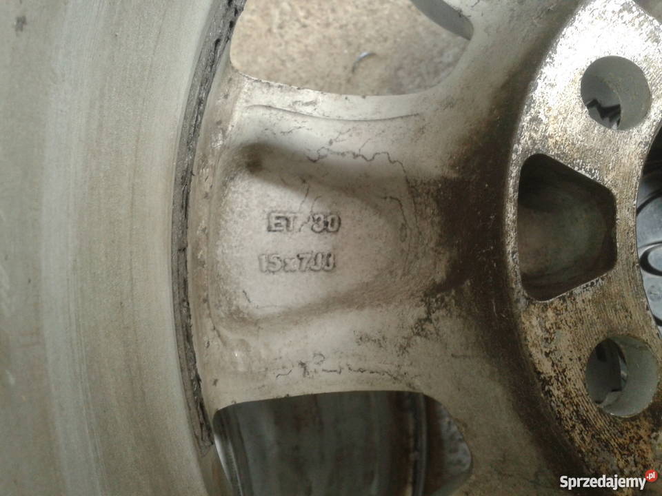 Toyota Hilux alufelgi komplet super stan Solina