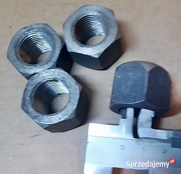 Nakrętka szpilki koła M 16 x 15 prawy gwint 4 Pozostałe Ostrów Wielkopolski
