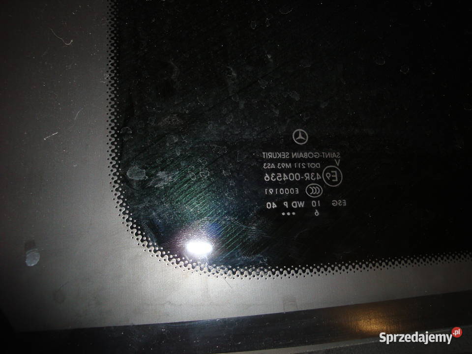 szyba boczna lewa ciemna 2 rząd vito v klasaw Chrzanów