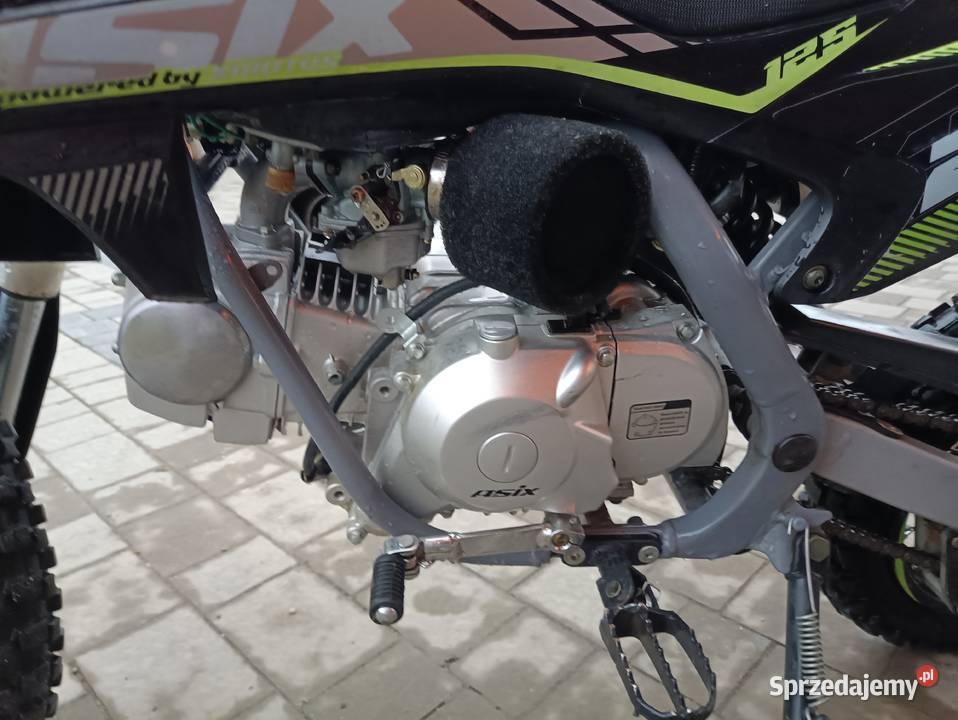 Asix xb 27 szuka nowego domu nieuszkodzony Domaradz