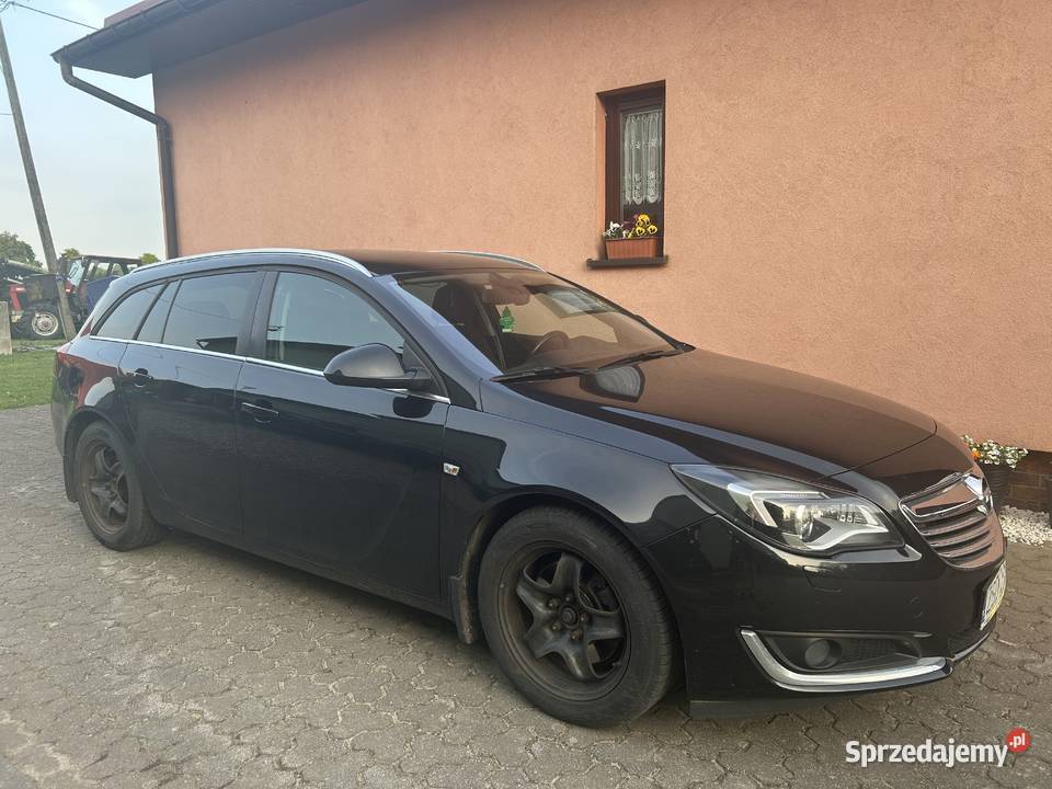 Opel Insignia 20 CDTI SPORTS TOURER 2014 Motoryzacja Zdroiska